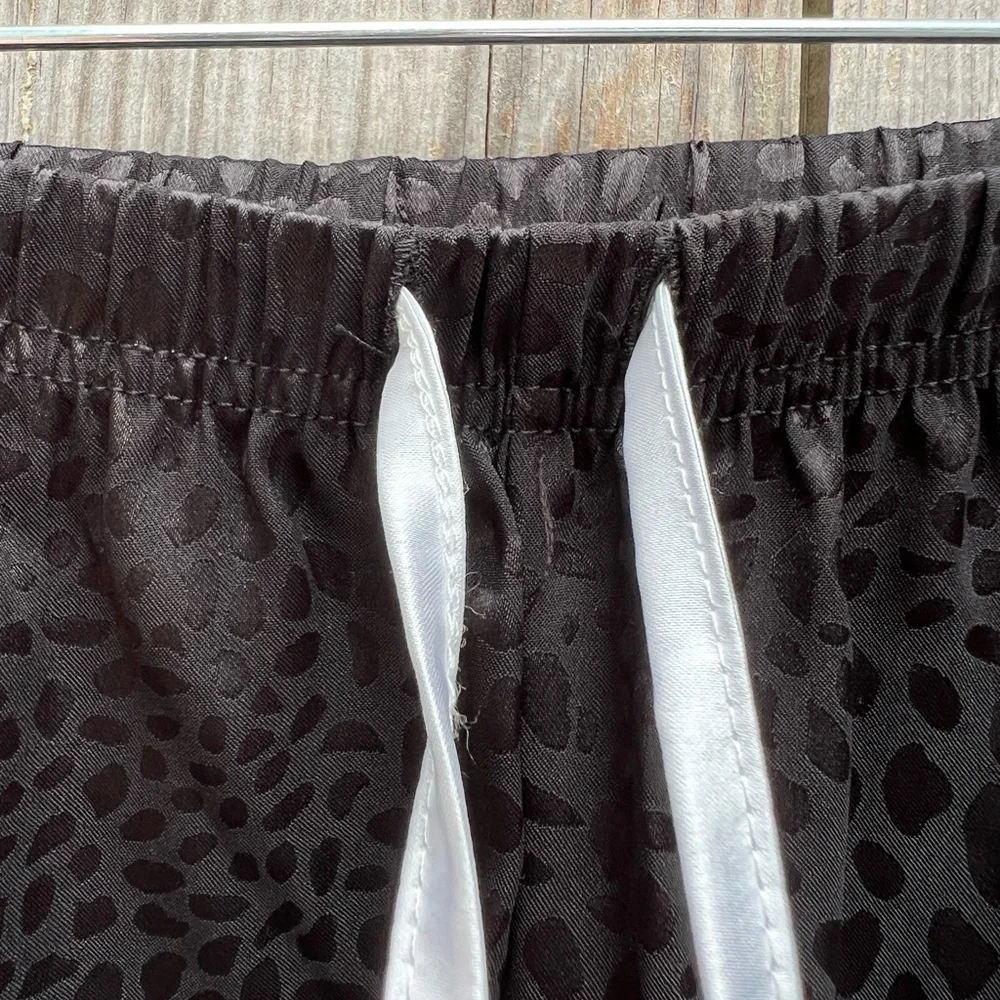BCBGMaxazria Black Animal Jacquard Pant Alabaster Pajamas Women’s Med NWT NEW
